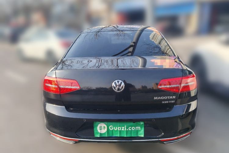 Used Volkswagen Magotan 2017 330TSI DSG Luxury Model
