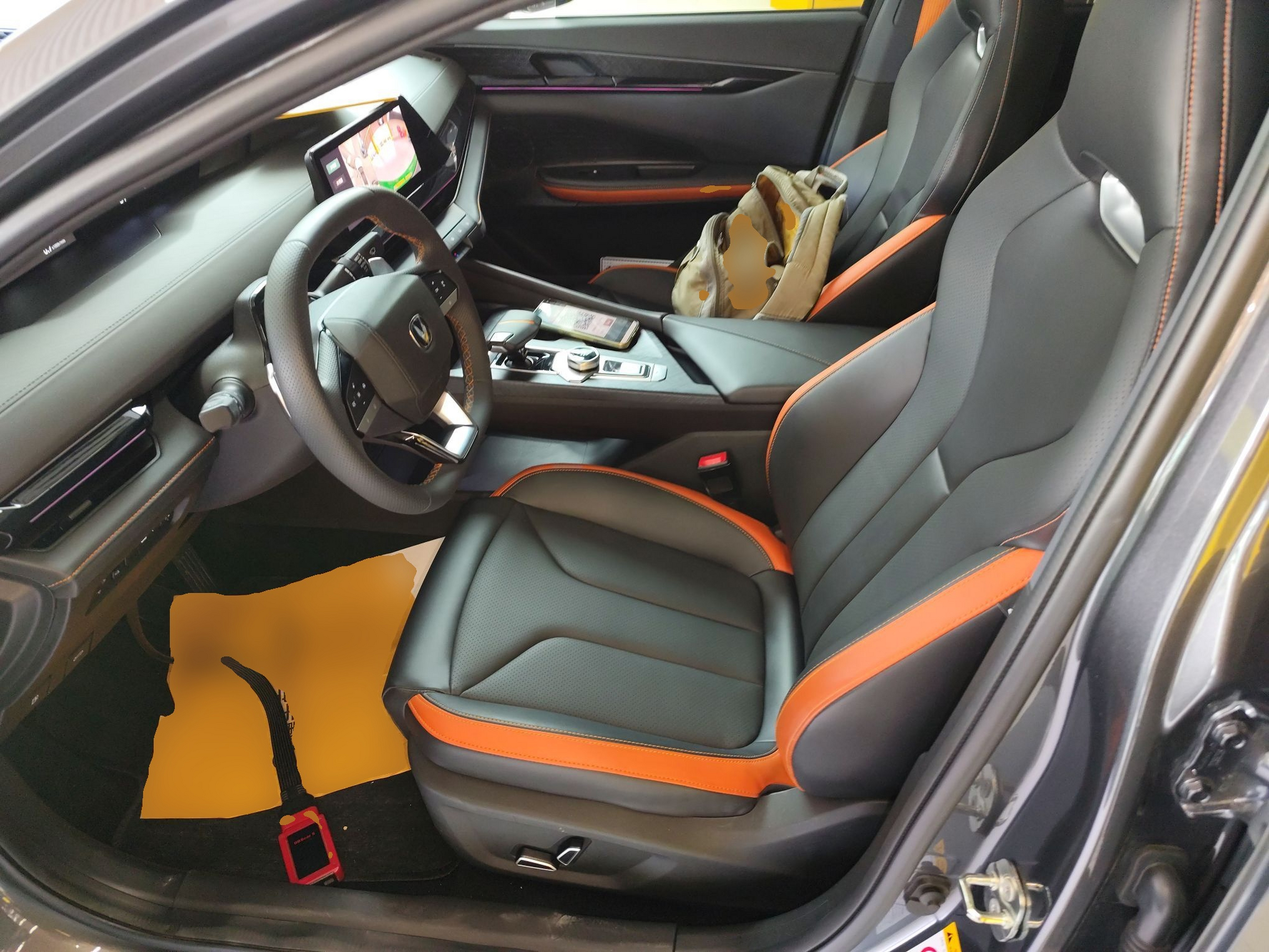 Переднее сиденье в автомобиле