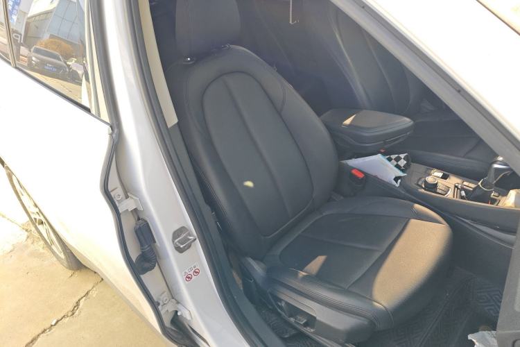 Used BMW X1 2018 sDrive20Li Leading Model
