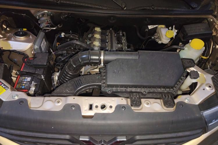 Used Wuling Hongguang V 2022 1.5L Jingqu Edition Electric-Assist LAR
