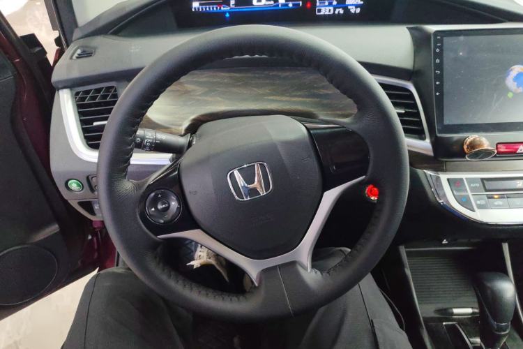 Used Honda Jade 2017 1.8L automatic Comfort version 5 seats