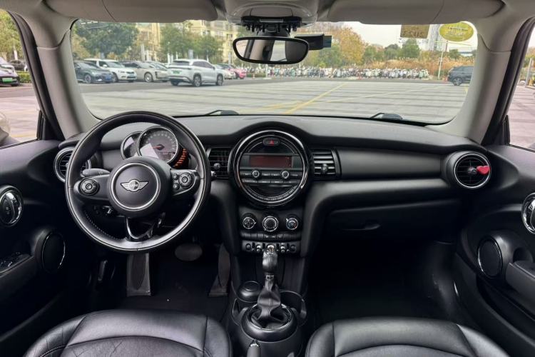 Used  MINI 2014 1.2T ONE+
