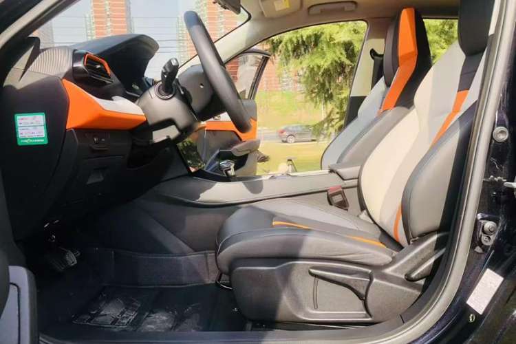 Used Dongfeng Aeolus Yixuan 2023 Mach Edition 1.5L Automatic Chasing Shadow Version
