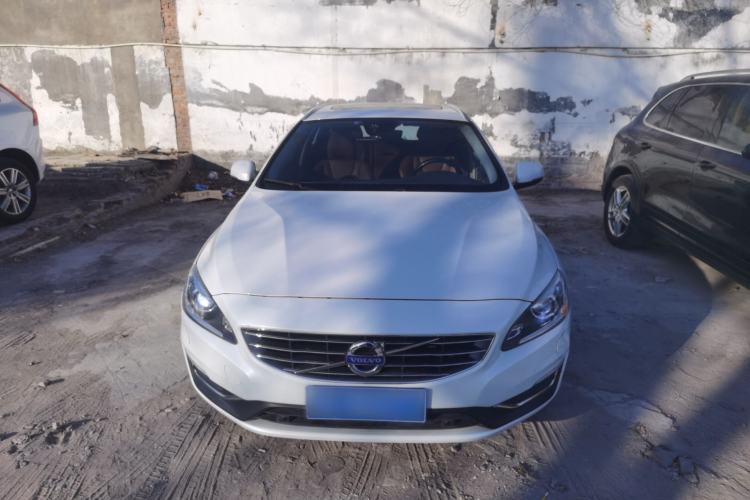 Used Volvo V60 2015 T5 Zhiya Edition