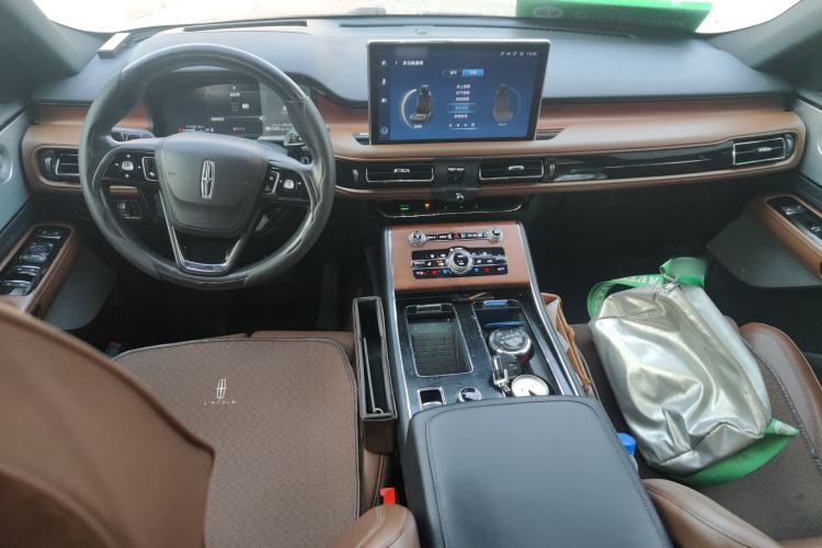 Used Lincoln Aviator 2021 3.0T V6 All-Wheel-Drive Executive Edition
