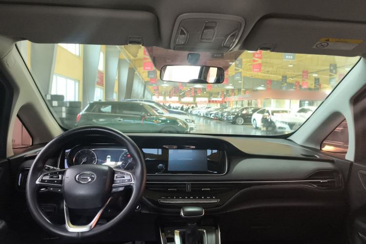 Used GAC Trumpchi M6 2021 270T DCT Luxury Edition (7 Seats)