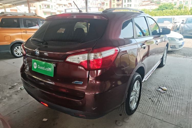 Used Venucia T70 2015 2.0L CVT Smart Choice Edition