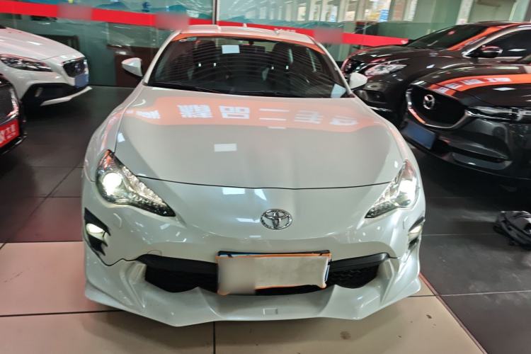Used Toyota 86 2017 2.0L Manual Luxury Edition
