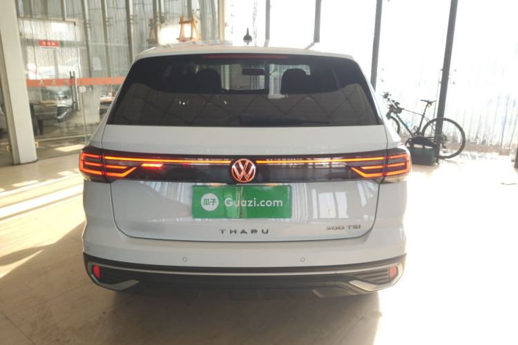 Used Volkswagen Tharu 2023 300TSI Two-Wheel-Drive Crescent Edition
