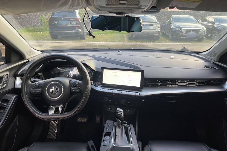 Used MG 5 2021 180 DVVT CVT Youth Luxury Edition
