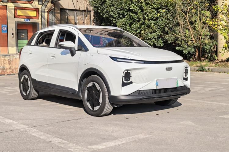 Used Geometry E Firefly 2024 401km Starlight
