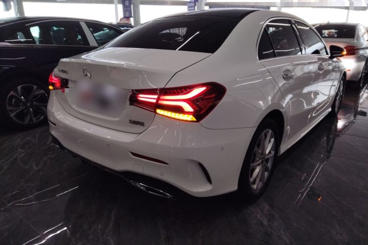 Used Mercedes-Benz A-Class 2021 A 200 L Sport Sedan Fashion Model
