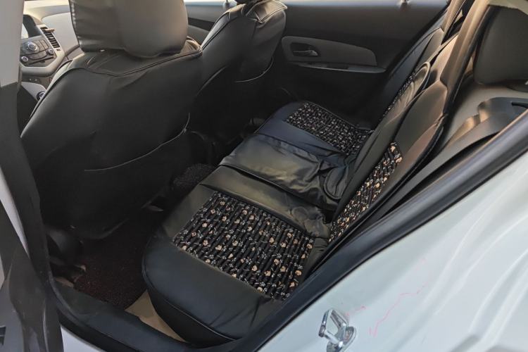 Used Chevrolet Cruze 2013 1.6L SL MT
