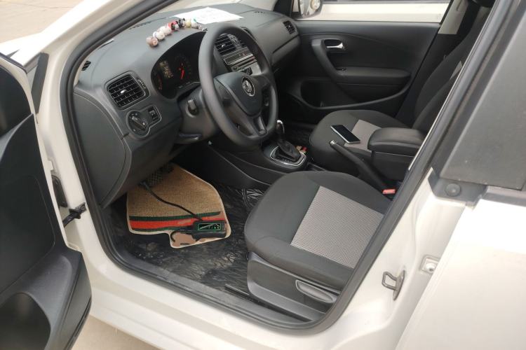 Used Volkswagen Polo 2016 1.4L Automatic Trendy Model
