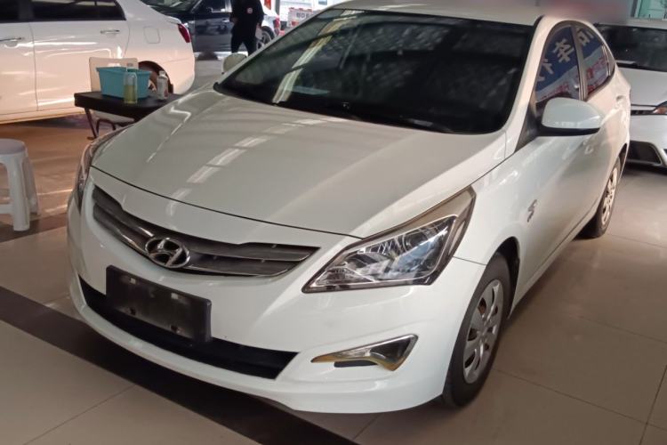 Used Hyundai Verna 2014 1.4L Manual Smart GLS Trim
