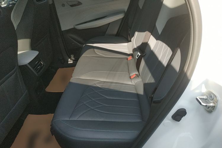 Used Changan UNI-Z New Energy 2024 Blue Whale Smart Electric iDD 125km Beyond Edition
