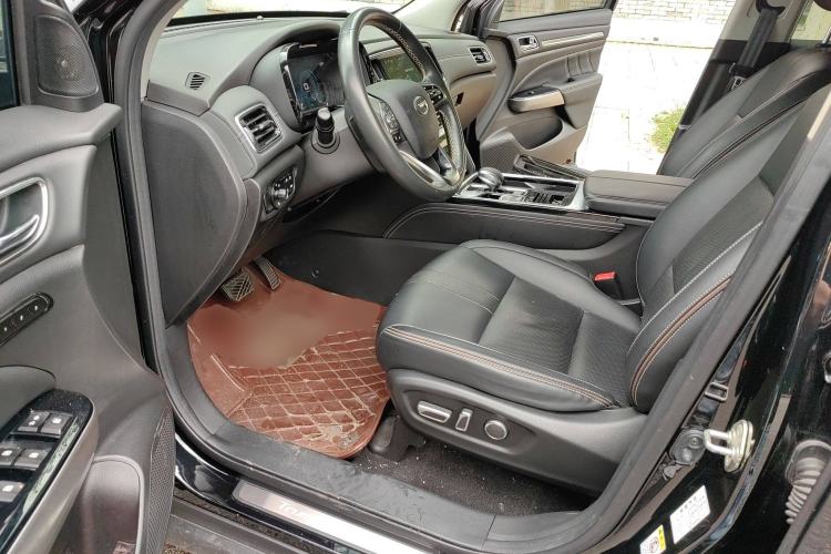 Used GAC Trumpchi GS8 2021 390T Two-Wheel-Drive Dark Knight Edition
