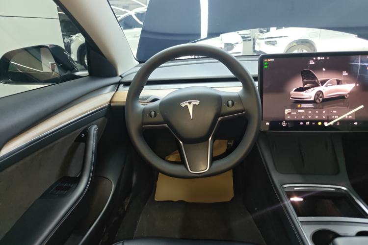 Used Tesla Model 3 2022 Rear-Wheel-Drive Version
