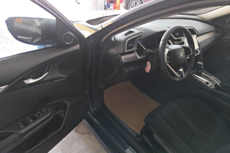 Used Honda Civic 2016 220TURBO CVT Luxury Edition