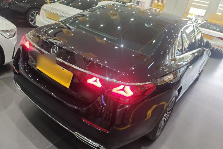 Used Mercedes-Benz E-Class 2025 E 260 L