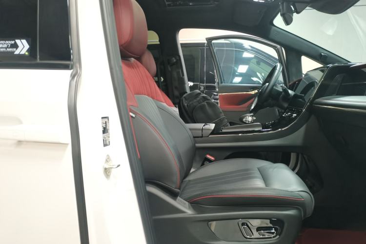 Used GAC Trumpchi M8 2023 Zongshi Series Dual-Motor YuZun Edition
