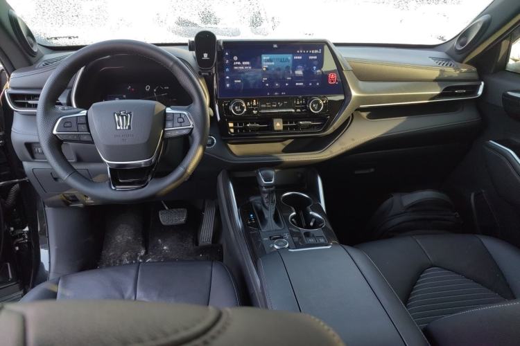 Used Toyota Crown Kluger 2022 2.0T Four-Wheel Drive Prestige Edition
