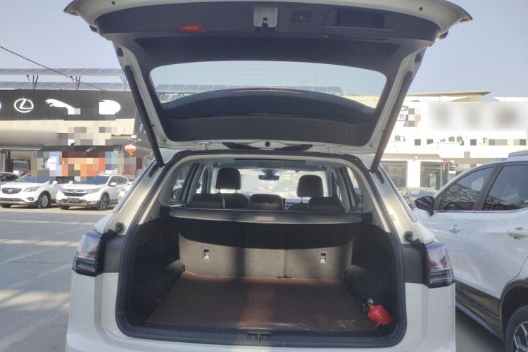 Used Volkswagen Tayron 2023 300TSI Two-Wheel-Drive Luxury Plus Advanced Edition
