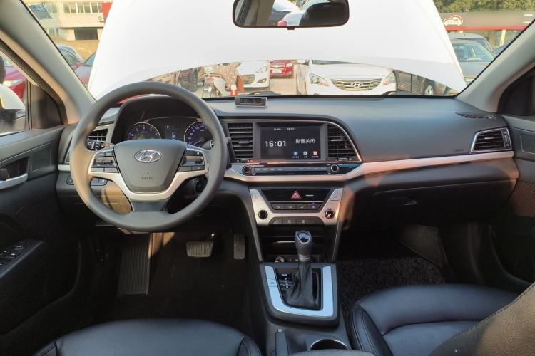 Used Hyundai Elantra 2016 1.6L Automatic ZhiXuan – Elite Version