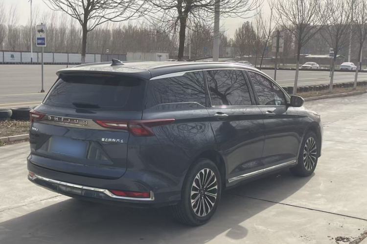 Used Wuling Victory 2023 2.0L DHT Deluxe Edition
