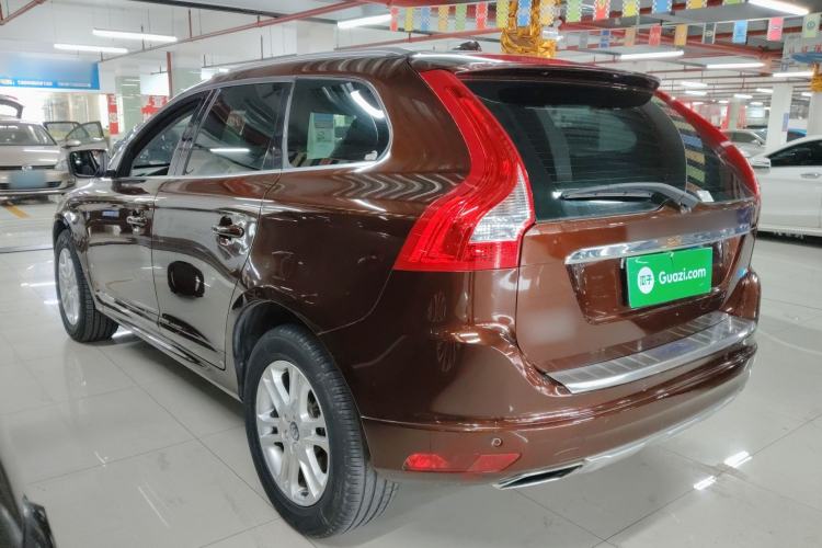 Used Volvo XC60 2016 T5 Smart Upgrade Model
