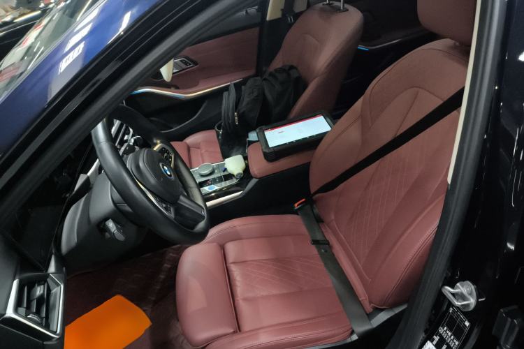 Used BMW i3 2022 eDrive 35 L
