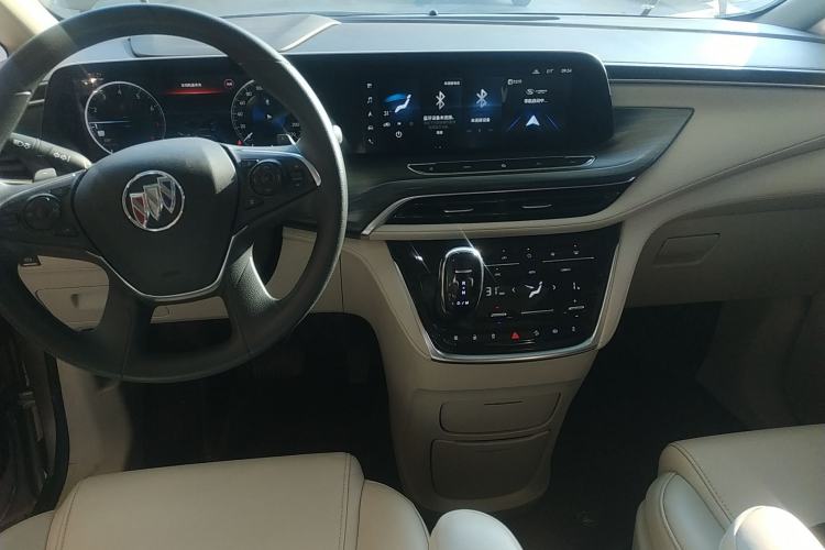 Used Buick GL8 2022 ES Landtrek 653T Comfort Edition
