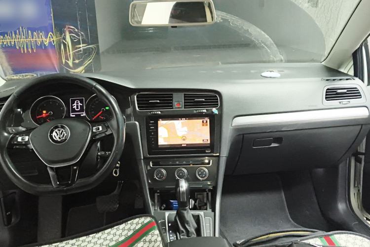 Used Volkswagen Golf 2020 280TSI DSG Comfort Version
