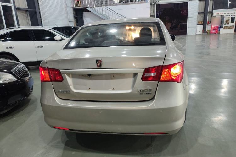 Used Roewe 350 2015 1.5L Automatic Luxury Sunroof Edition
