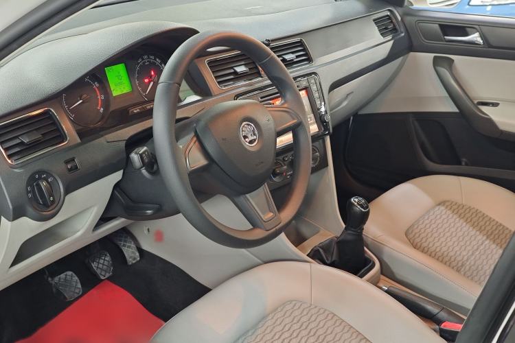 Used Skoda Rapid 2016 1.6L Manual Trend Edition
