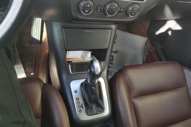 Used Volkswagen Tiguan 2013 1.8TSI Automatic Two-Wheel Drive Luxury Model
