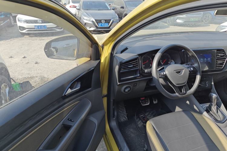 Used Jetta VS5 2019 280TSI Automatic Enjoyment Model
