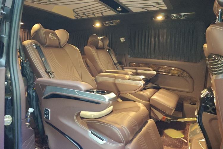 Used Mercedes-Benz Vito 2021 2.0T Elite Version 7 Seats
