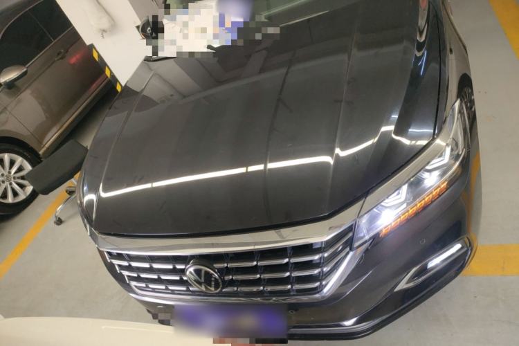 Used Volkswagen Passat 2020 Revised Version 330TSI Luxury Edition China VI Standard
