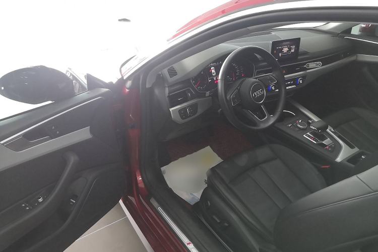 Used Audi A5 2017 Coupe 40 TFSI Fashion Model
