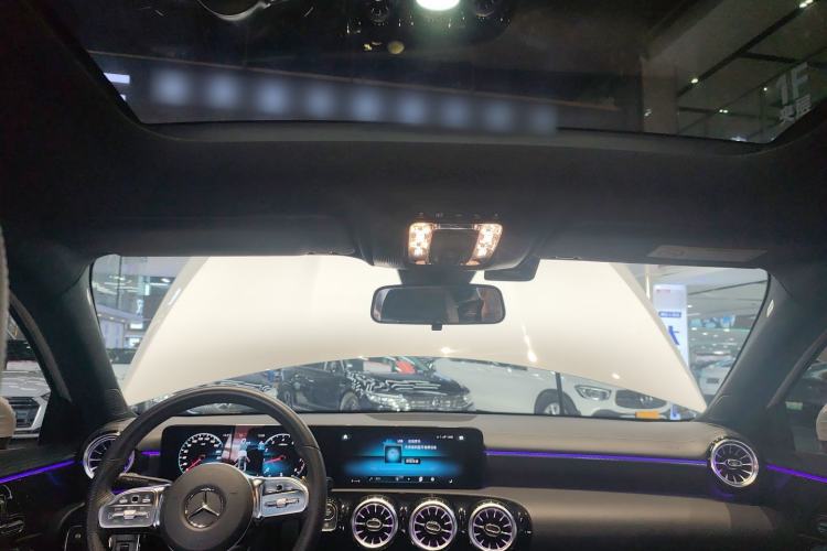 Used Mercedes-Benz A-Class 2022 Revised Version A 200 L Sport Sedan Fashionable Style
