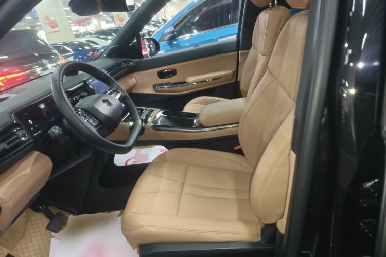 Used Nio ES8 2020 415 km Range 7-Seater Version