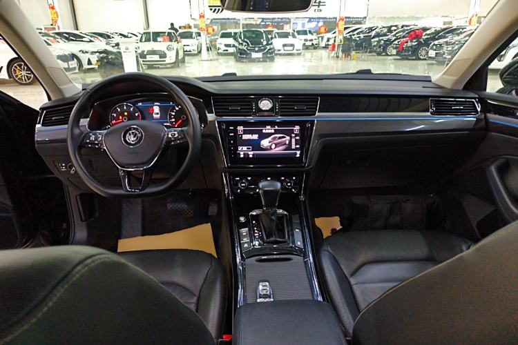 Used Volkswagen Phideon 2018 Revised Version 380TSI Two-Wheel Drive Business Edition
