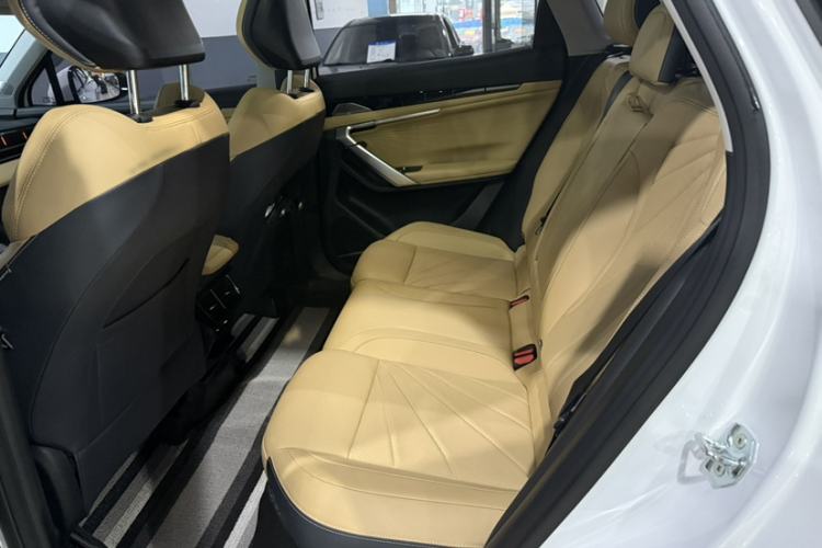 Used Geely Auto FX11 2023 1.5TD DCT Prestige Edition
