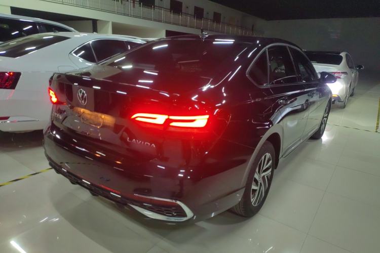 Used Volkswagen Lavida 2023 300TSI DSG Starry Sky Leading Edition
