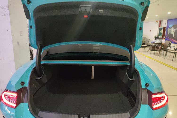 Used  SU7 2024 Four-Wheel Drive Ultra-Long Range Advanced Intelligent Driving Max Edition
