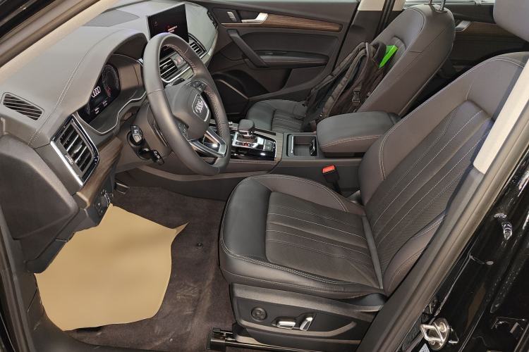 Used Audi Q5L 2023 40T Luxury Elegant Model
