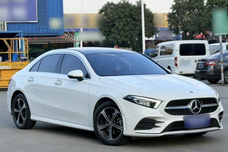 Used Mercedes-Benz A-Class 2022 Second Facelift A 200 L Sport Sedan Fashion Version

