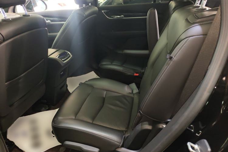 Used Cadillac XT6 2021 28T Six-Seater Four-Wheel-Drive Luxury Version
