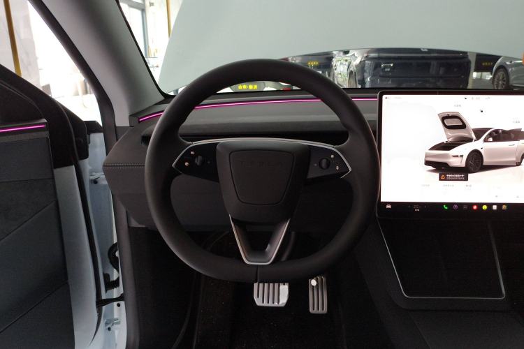 Used Tesla Model Y 2025 Long-Range All-Wheel Drive First Edition
